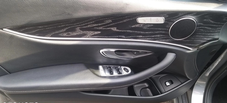 Mercedes-Benz Klasa E cena 139900 przebieg: 74000, rok produkcji 2019 z Żerków małe 92